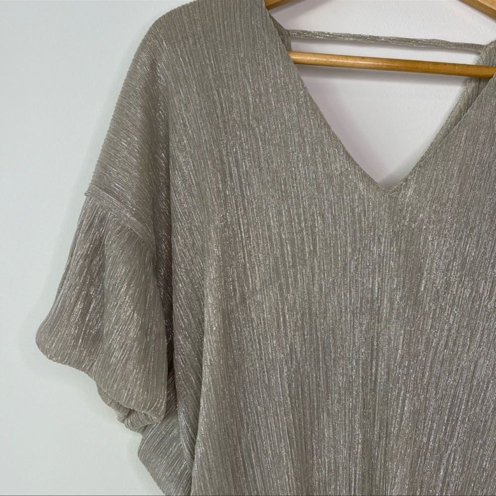 Vanessa+Virginia Blouse Puff Sleeve V Neck Champagne Metallic Womens Size XSmall - Picture 11 of 15